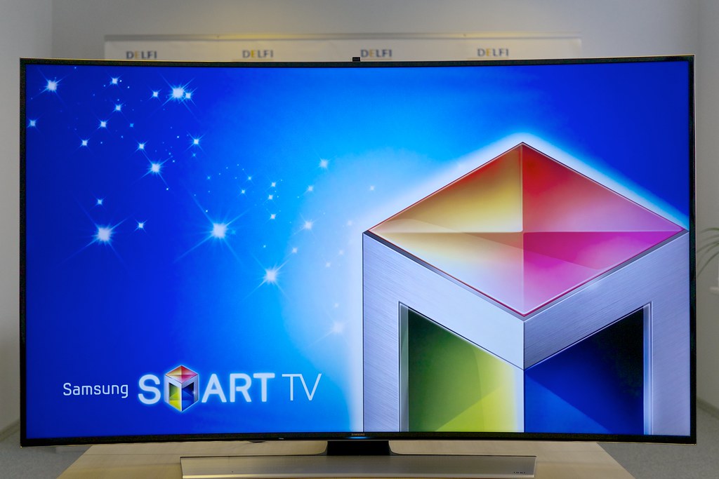 Menghubungkan Smart TV LED ke internet