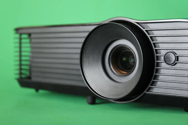 Panduan sewa proyektor untuk acara keluarga